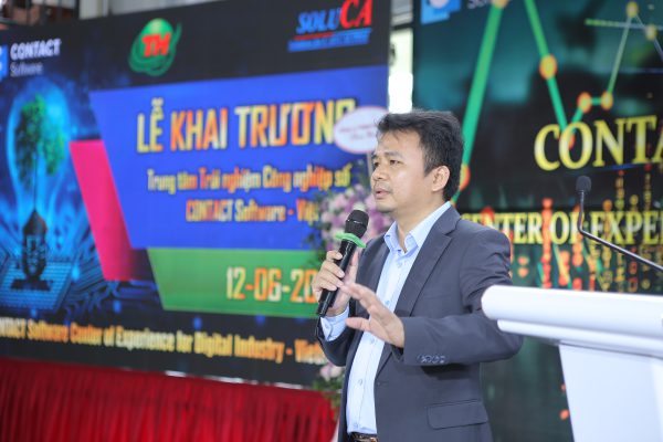 Ông Lê Quang Đức – đại diện Công ty TNHH Giải pháp Công nghệ Đồ hoạ SOLUCA